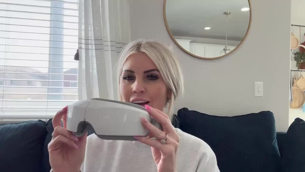 Intelligent Eye Massager