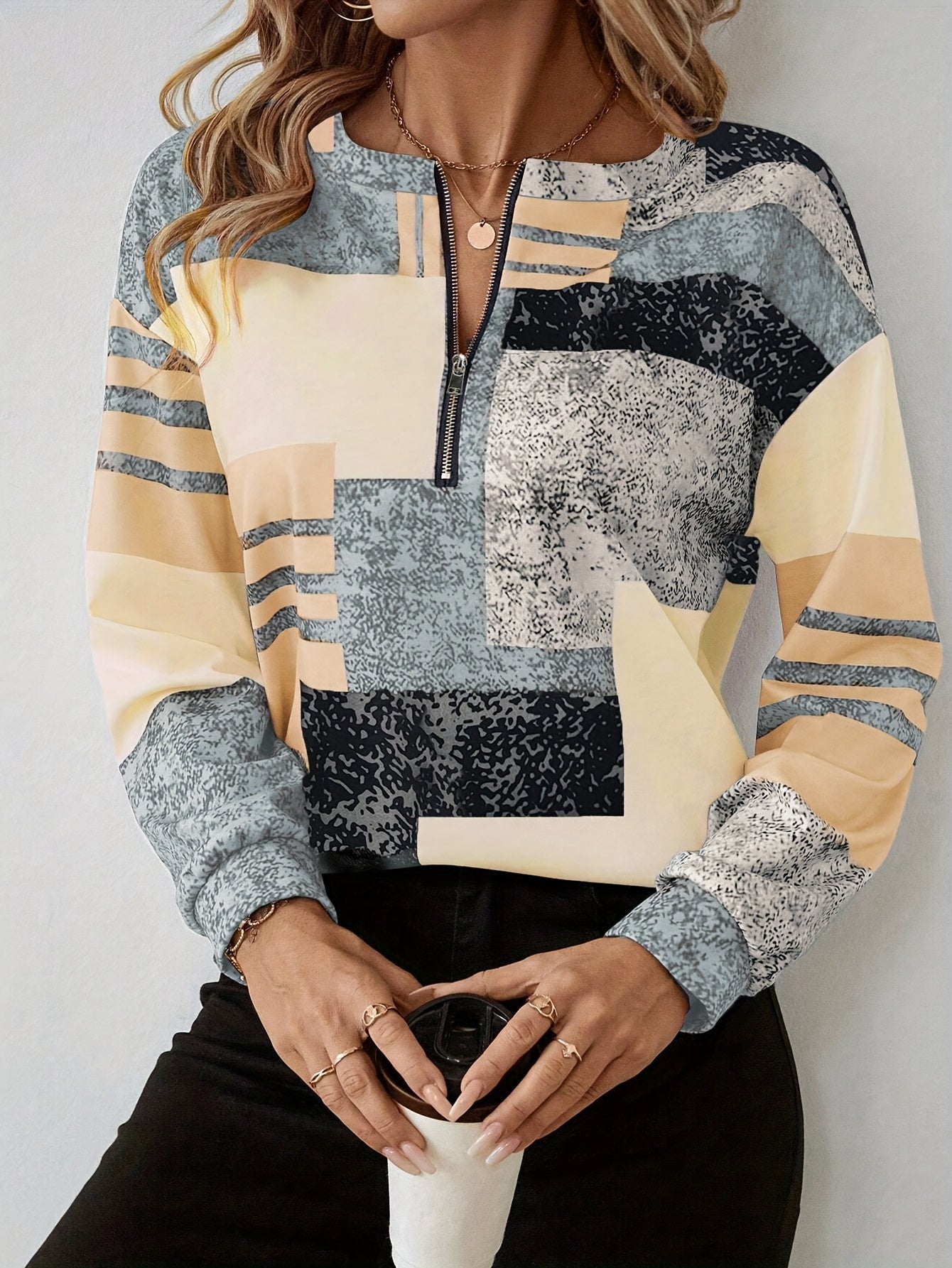 Women's Long Sleeved Zipper Baseball Collar Hooded Sweatshirt