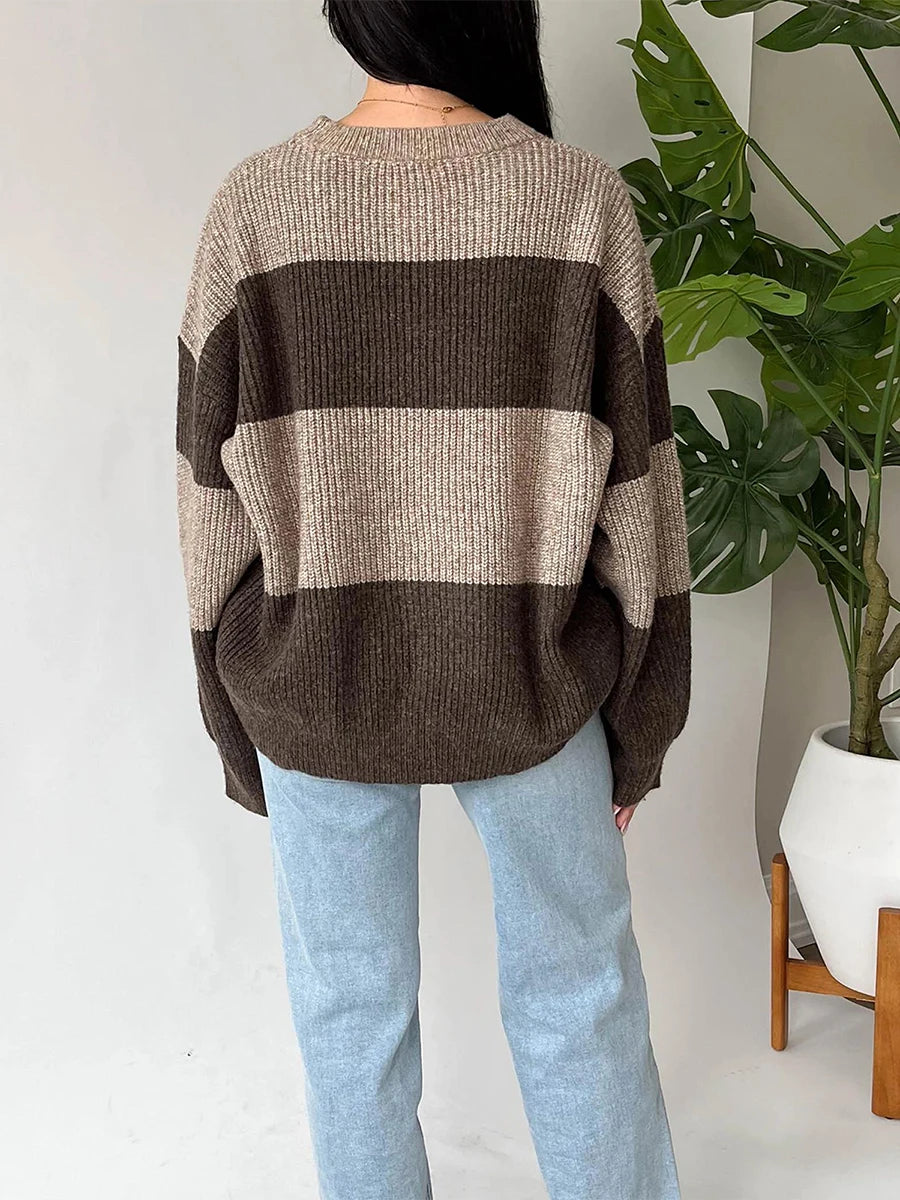 Stylish Women s Oversized Sweater with Ribbed Crew Neck