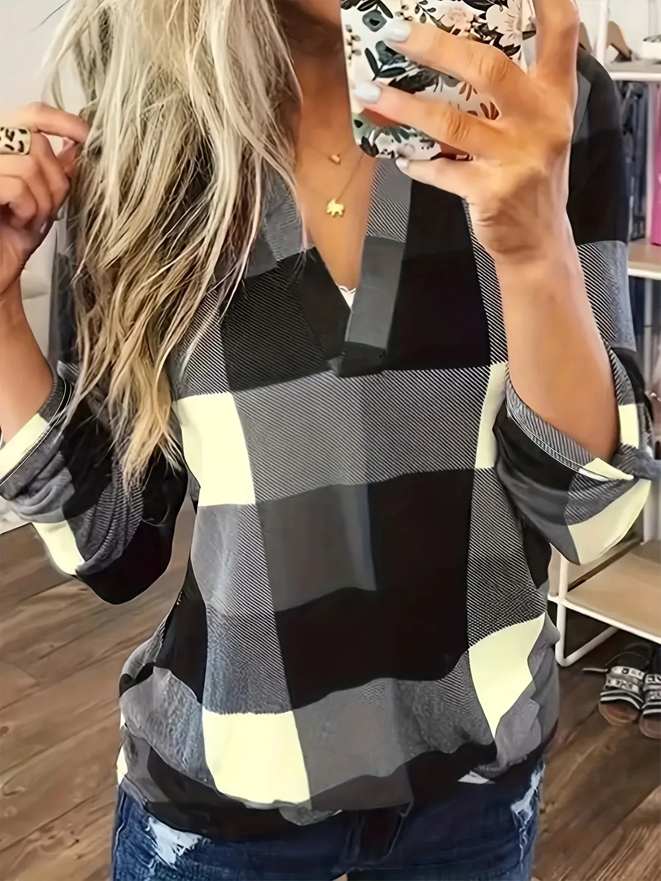 New Women's Fashion Plaid Printed Long Sleeved Shirt