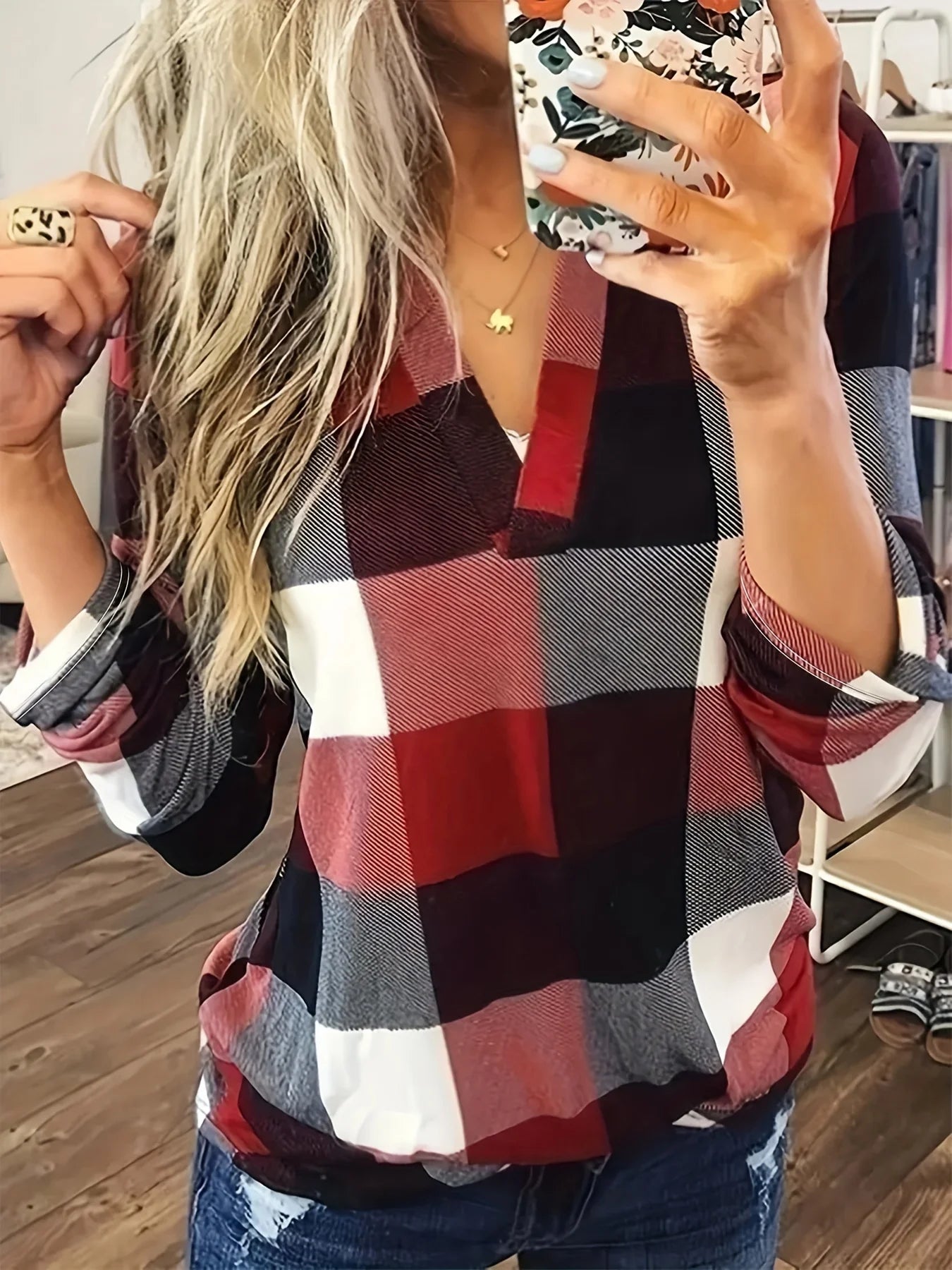 New Women's Fashion Plaid Printed Long Sleeved Shirt